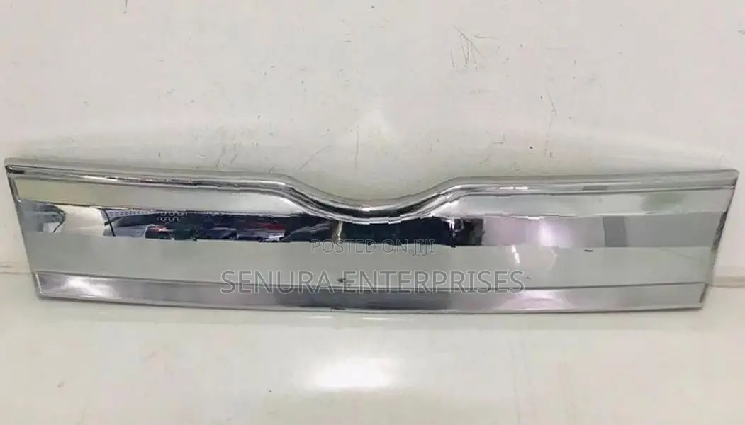Daihatsu Hijet S500P Front Grille