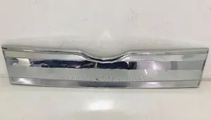 Daihatsu Hijet S500P Front Grille