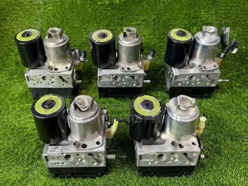 Toyota Prius 20 ABS Unit