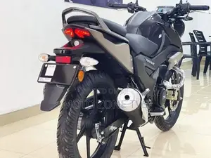 TVS Raider 125 Black 2026