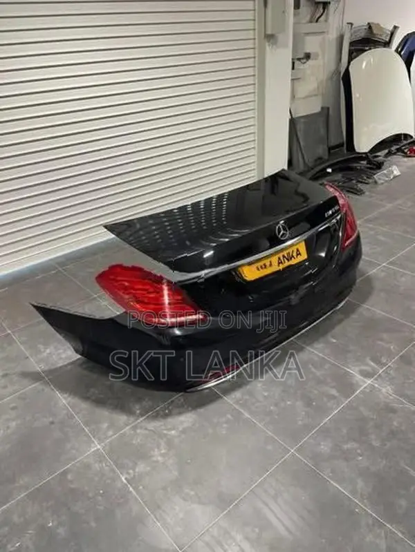 Genuine Mercedes S S400 AMG Rear Bumper Bootlid Lights W222