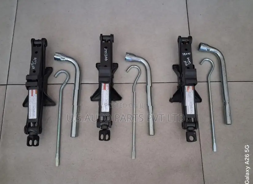 Jack With Wheel Braze for Honda / Suzuki Toyota