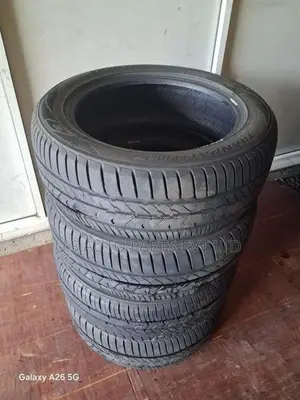 Honda Vezel RU3 Tire Set (215/55/17)