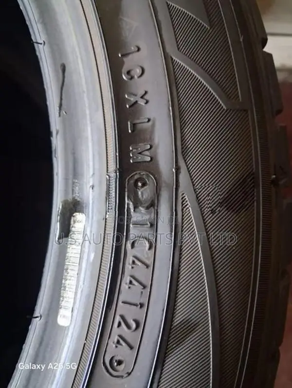 Honda Vezel RU3 Tire Set (215/55/17)