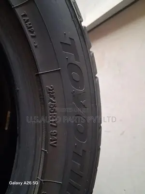 Honda Vezel RU3 Tire Set (215/55/17)