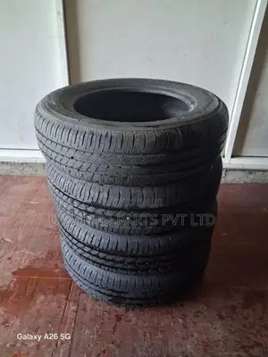 Honda Vezel RU3(X Grade) 215/60/16 Japan Tire Set