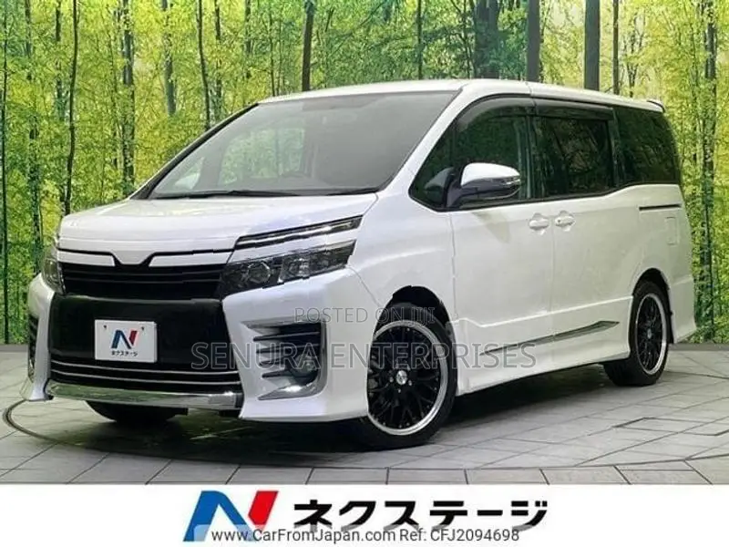 Toyota Voxy ZRR80W Front Bumper Moulding