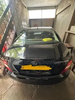 Mercedes Benz C180 2010