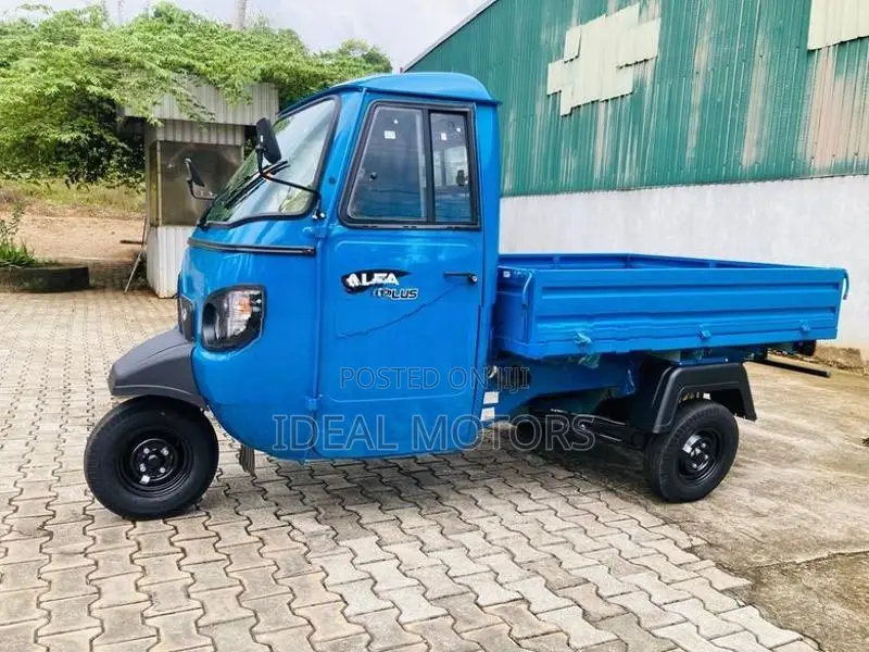 Mahindra Alfa Load Career 2026