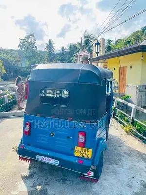 Bajaj RE 2014