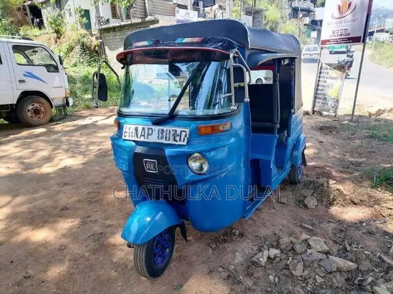 Bajaj RE 2014