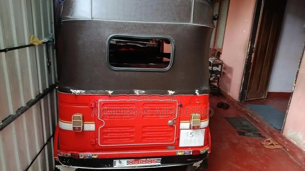 Bajaj RE 1980