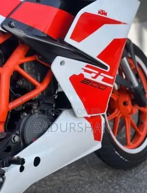 KTM RC 200 2018