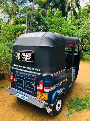 Bajaj RE 2009