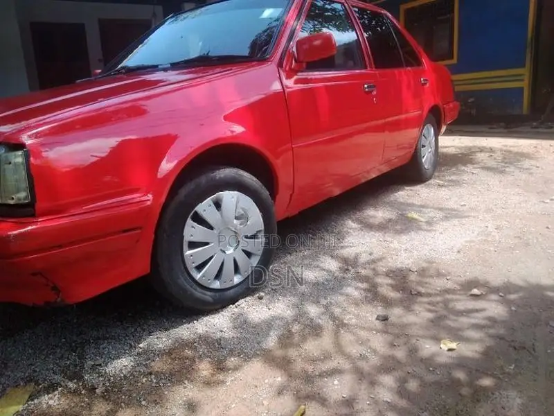 Nissan Sunny HB11 Long Buffer 1987