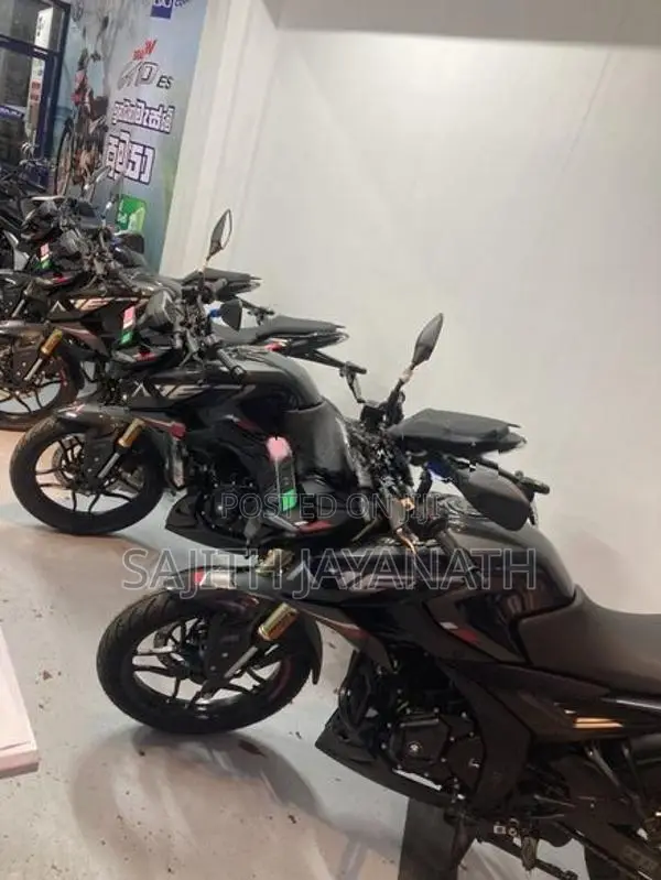 Bajaj Pulsar N160 2026