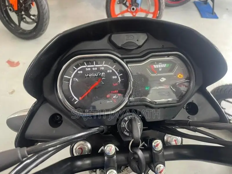 Bajaj Platina 100 ES 2026