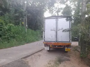 Isuzu Elf 1980