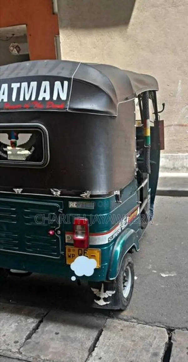 Bajaj RE 2006
