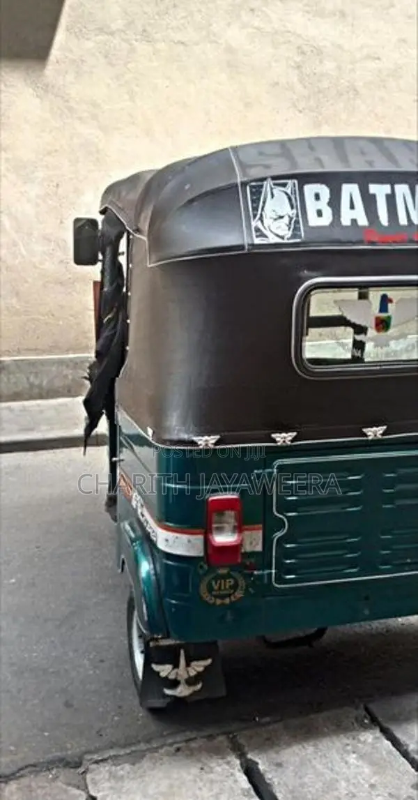 Bajaj RE 2006