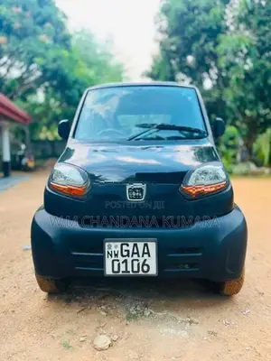 Bajaj Qute 2018