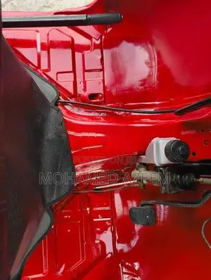 Bajaj RE 205 2012