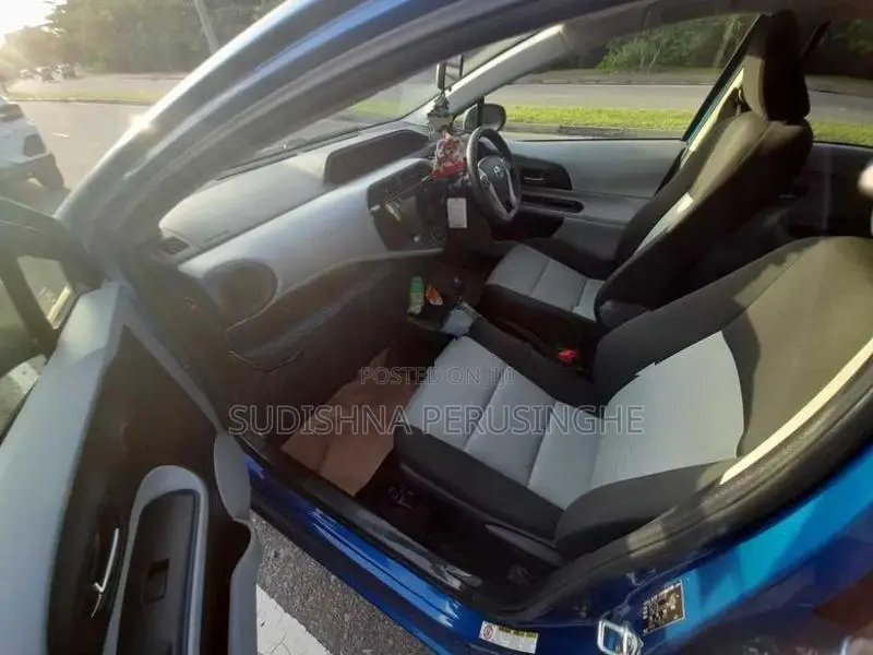 Toyota Aqua 2014
