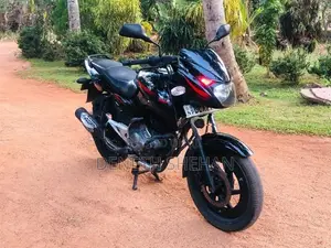 Bajaj Pulsar 150 2017