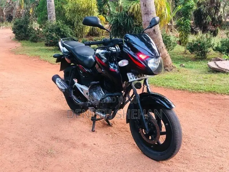 Bajaj Pulsar 150 2017