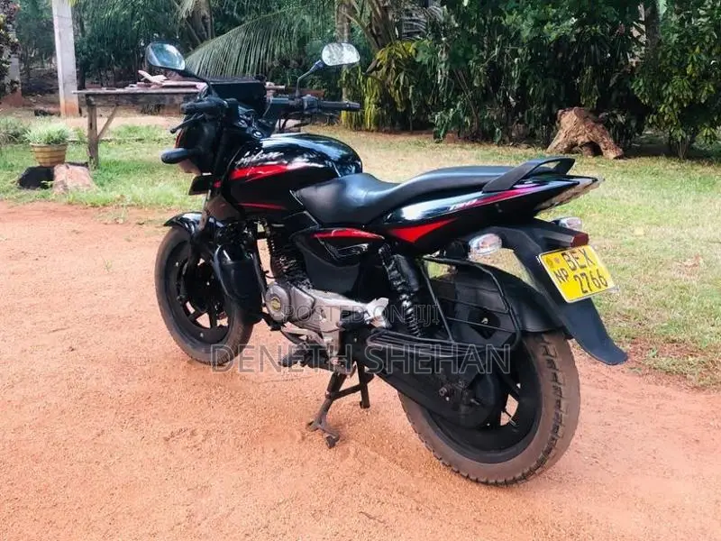 Bajaj Pulsar 150 2017