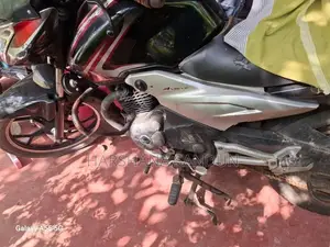 Bajaj Discover 125 2013