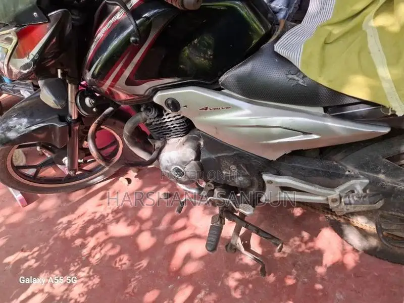 Bajaj Discover 125 2013