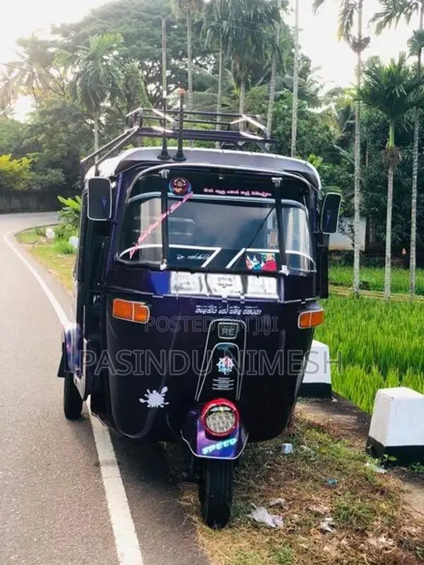 Bajaj RE 2004