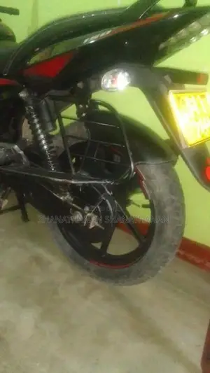 Bajaj Pulsar 150 2017