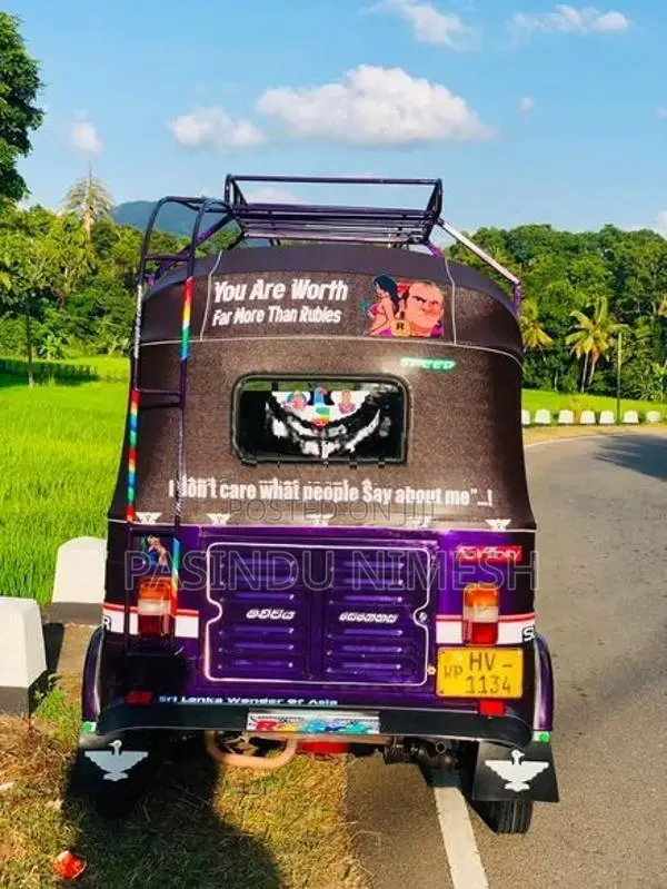 Bajaj RE 2004