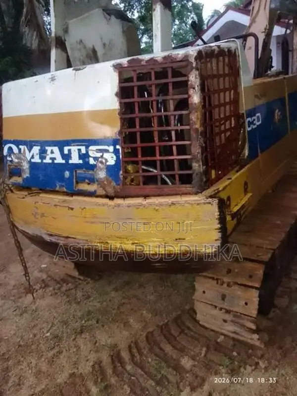 Komatsu Pc-30
