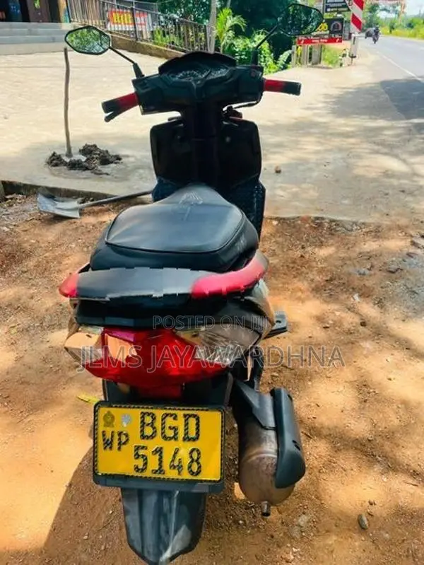 Honda Dio 2018