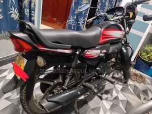 Hero HF Deluxe 2017
