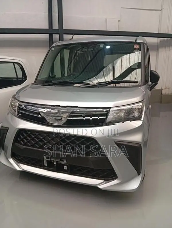 Toyota Roomy X 2023
