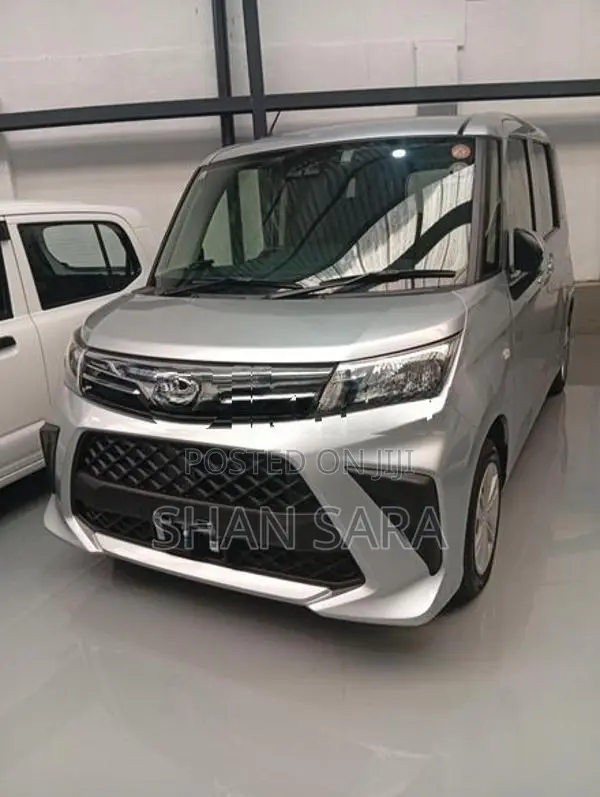 Toyota Roomy X 2023