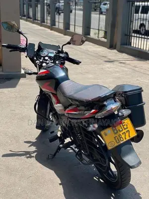 Bajaj Discover 125 2023