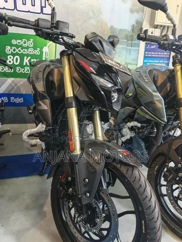 Bajaj Pulsar N160 Premium 2026