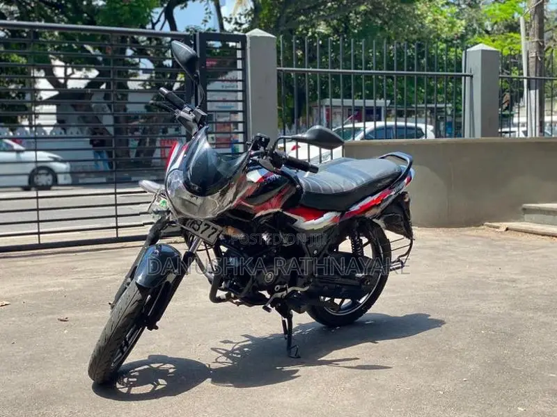 Bajaj Discover 125 2023
