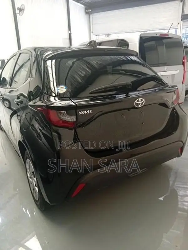 Toyota Yaris X Limited 2023