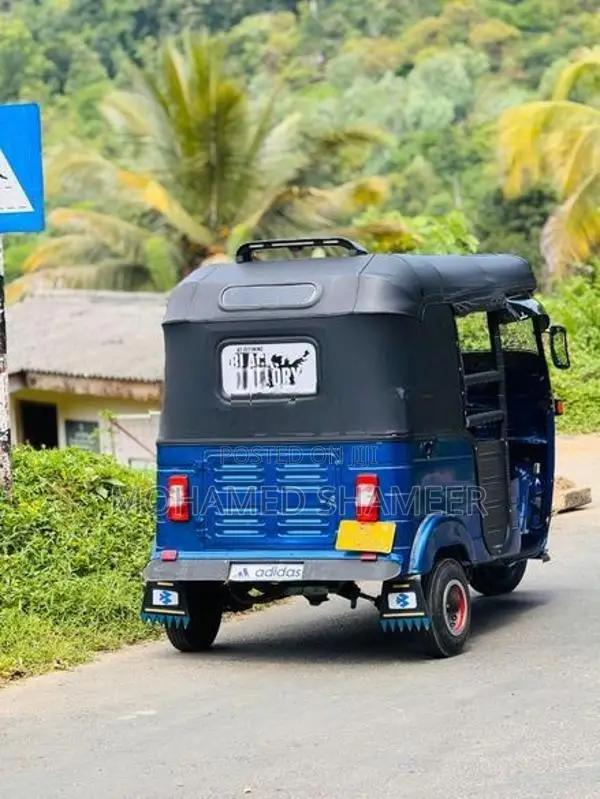 Bajaj RE 2 stock 2006