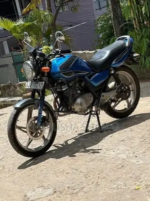 Suzuki EN125-2A 2006