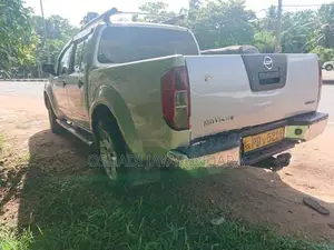 Nissan Navara 2008