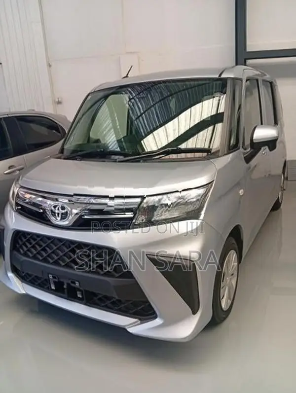 Toyota Roomy X 2023