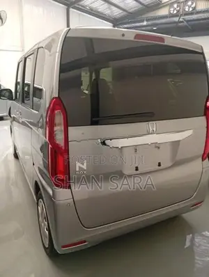 Honda N-Box G 2023