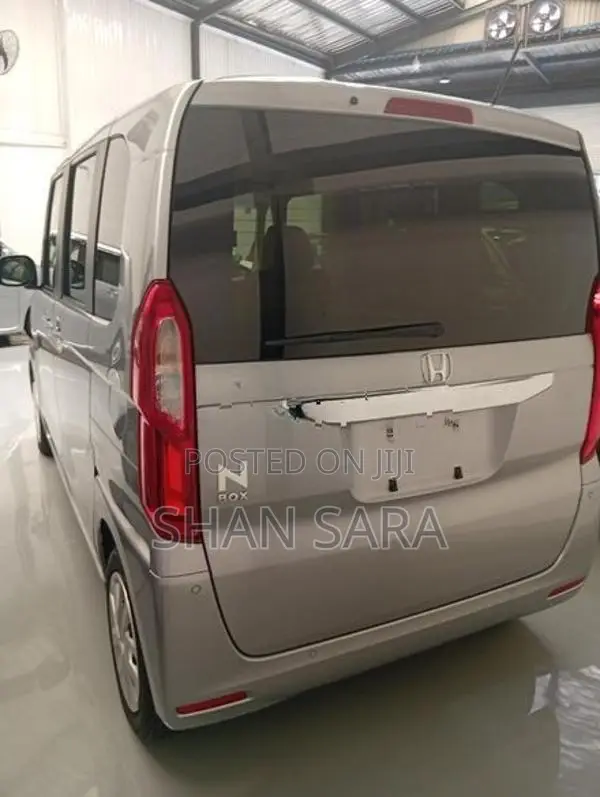 Honda N-Box G 2023
